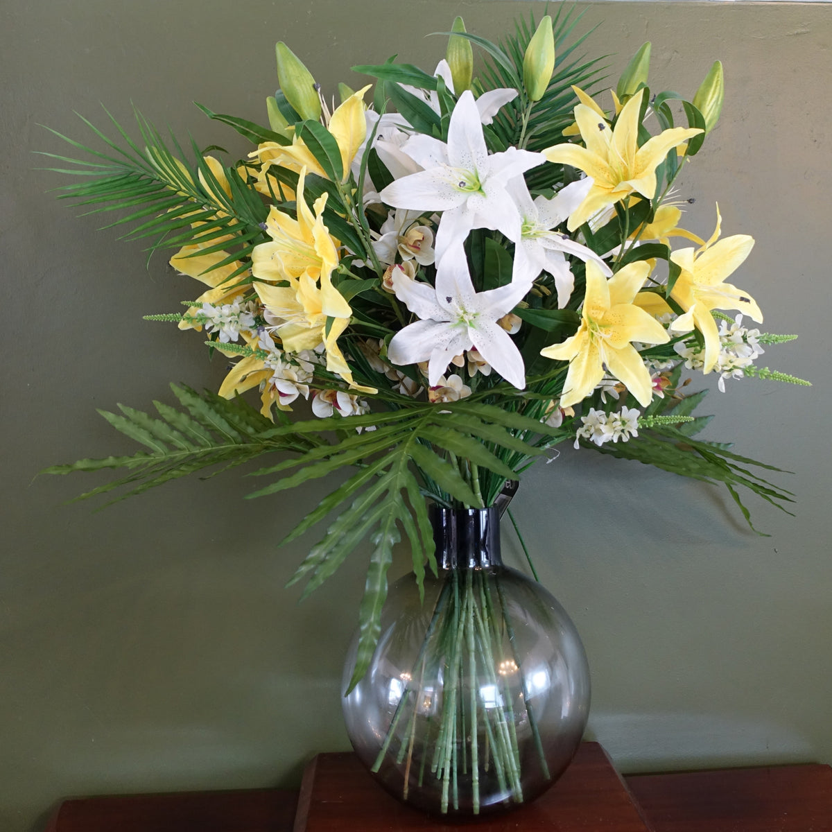 40cm Grey Smoke Bottle Glass Vase – image 3