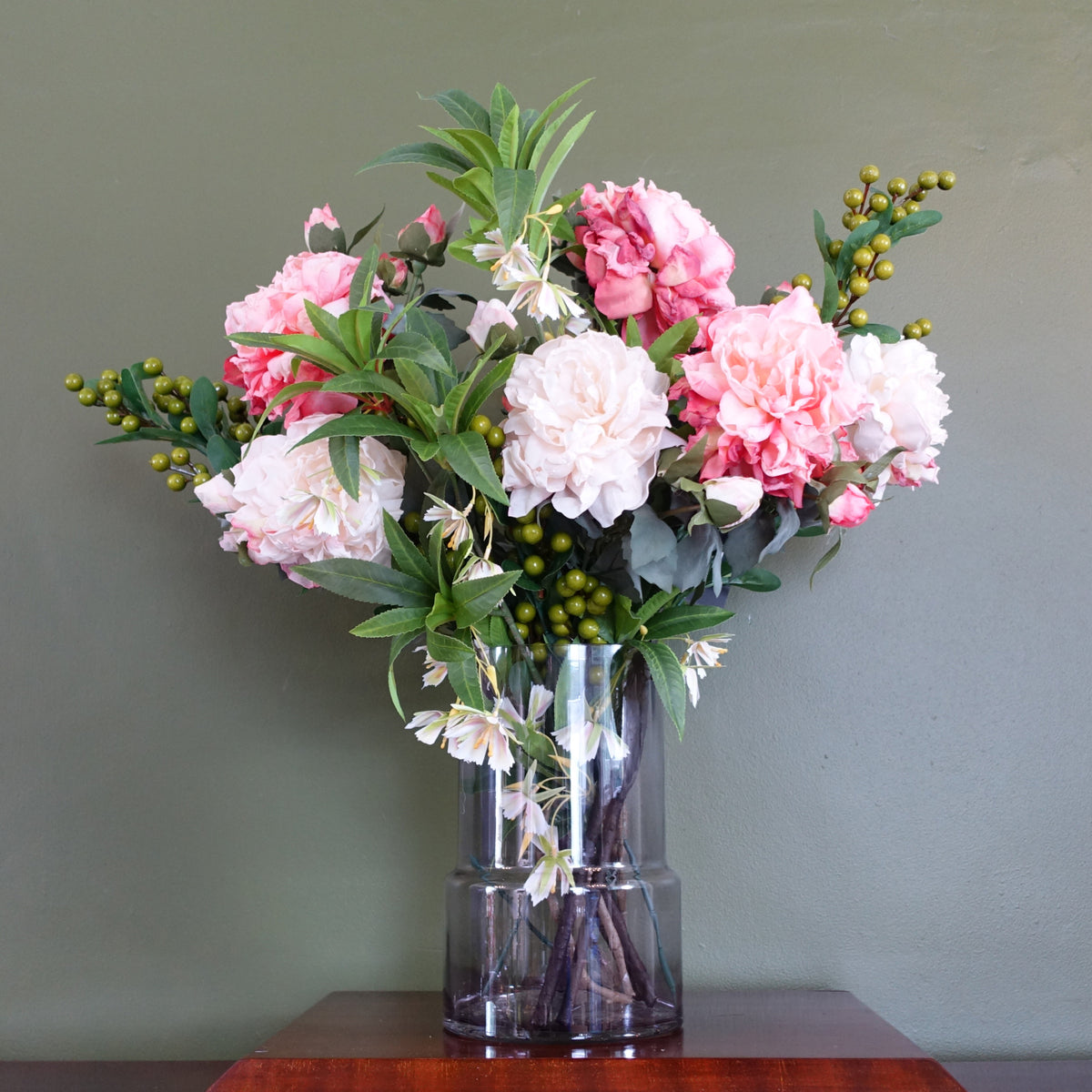 26cm Grey Smoke Glass Vase – image 2