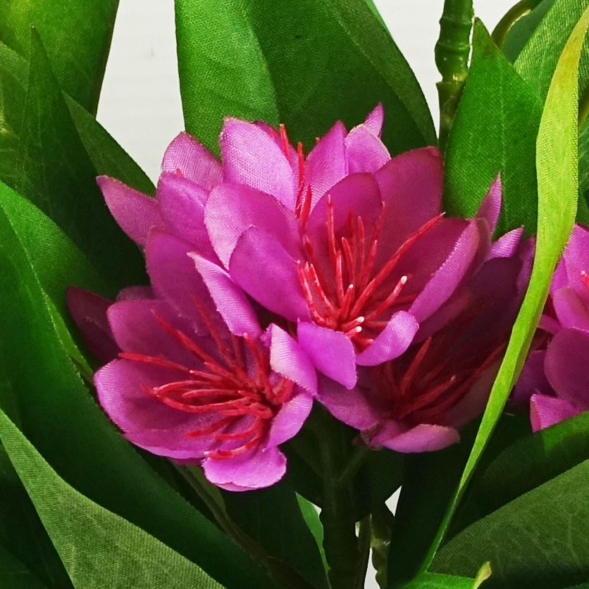 18cm Artificial Freesia Flowering Plant – image 16