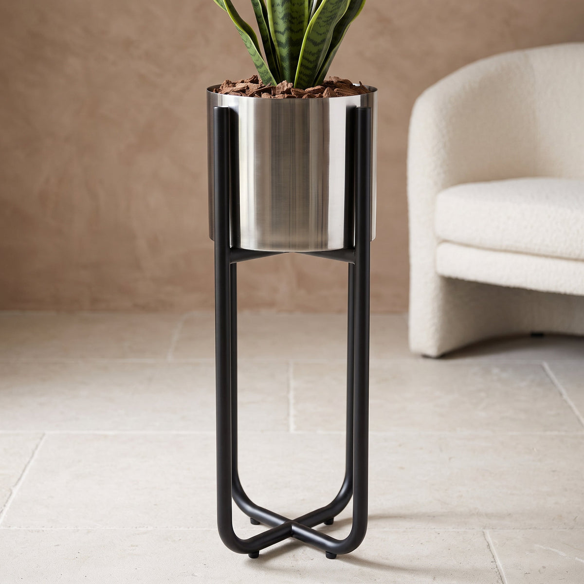Tall Black Stand with Gold Metal Planter 62cm x 18cm