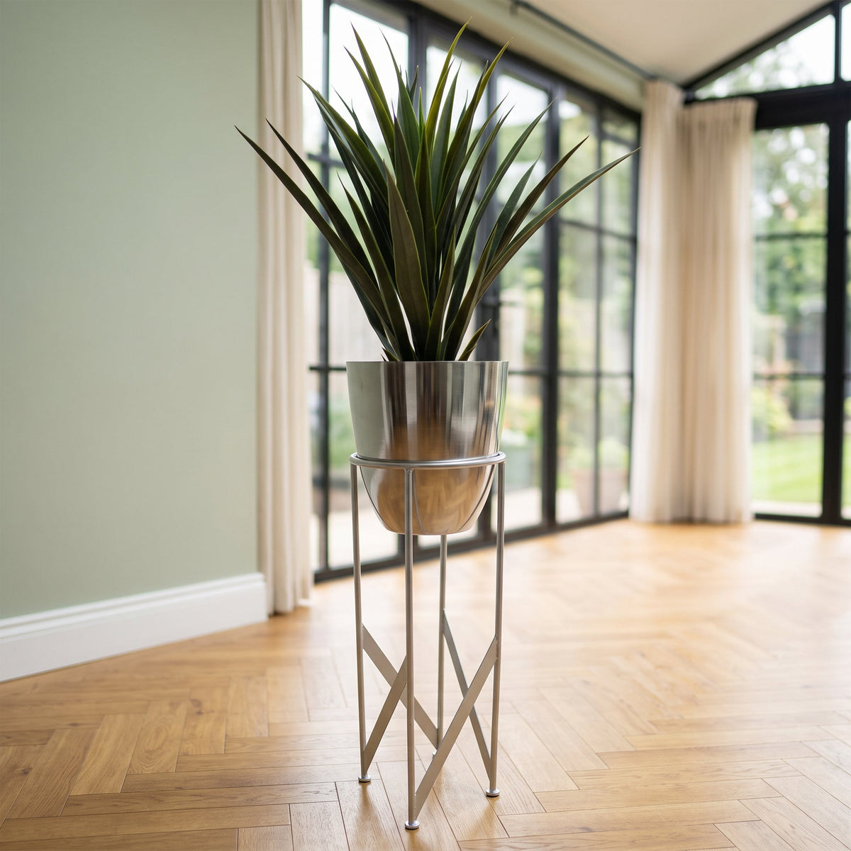 90cm Metal Planter with Artificial Yucca Plant