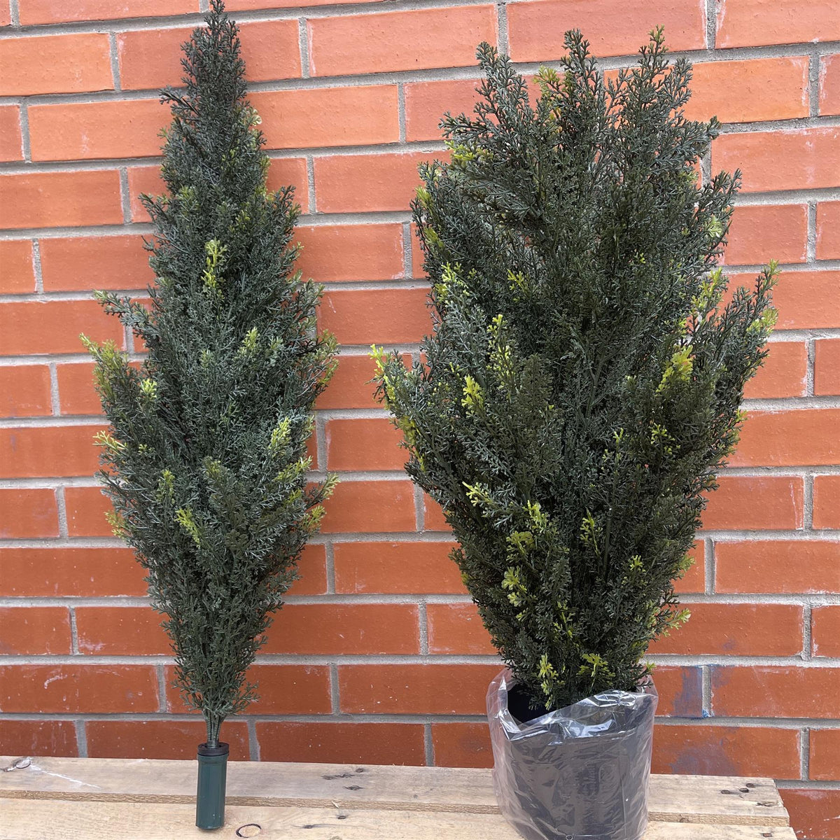120cm Artificial Natural Look Cedar Tree – image 6