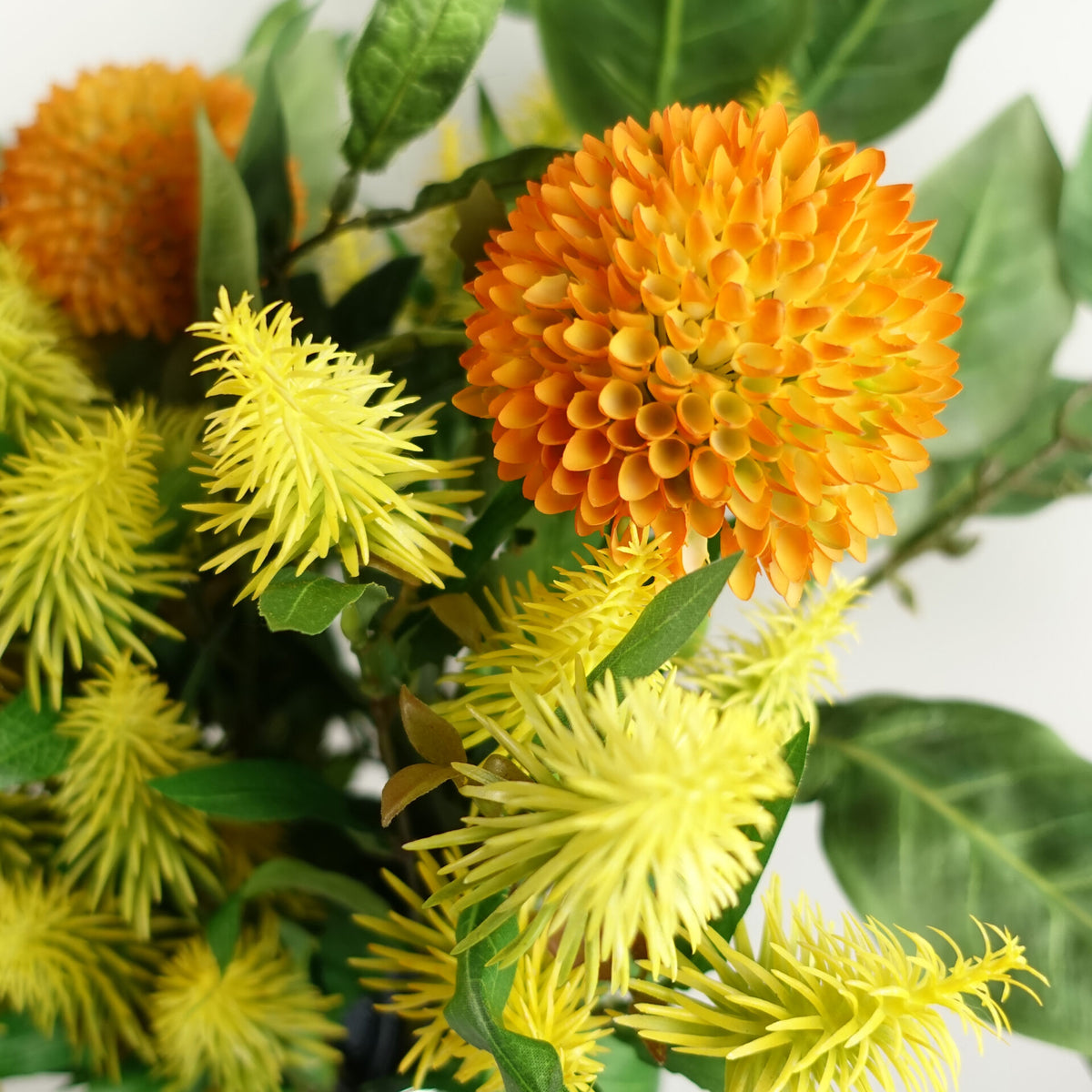 55cm Callistemon Pallidus Faux Bottle Brush Stem – image 8