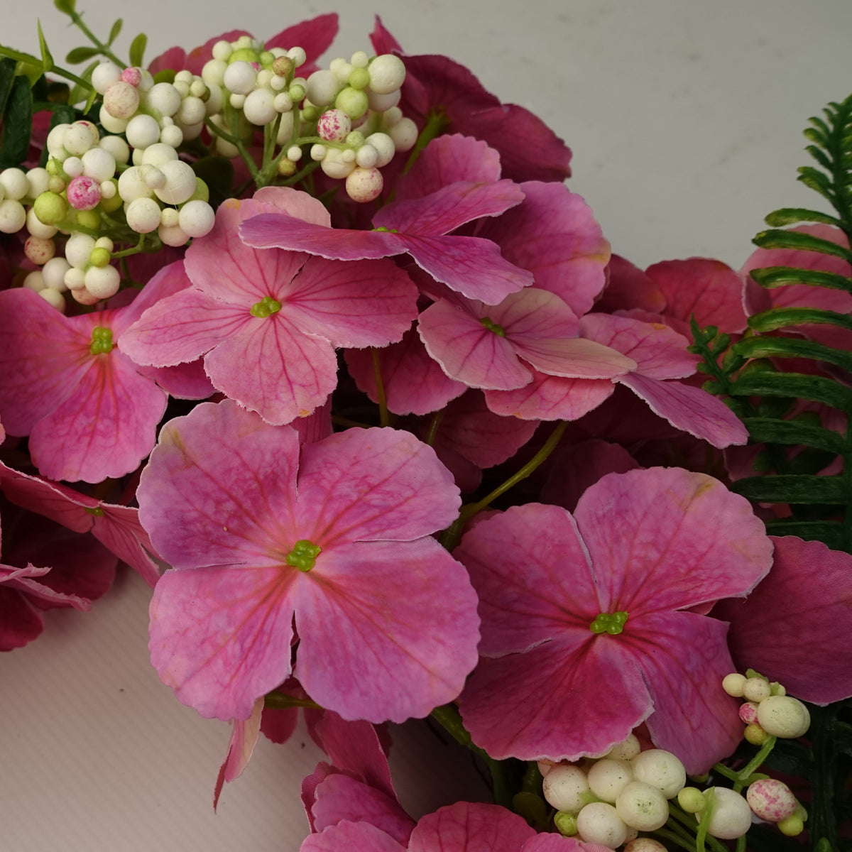 40cm Artificial Pink Floral Blossom Wreath – image 3