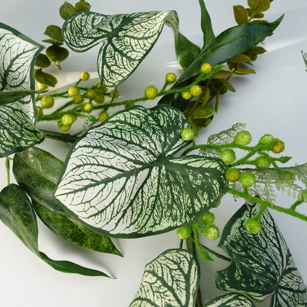 150cm Artificial Hanging Trailing Plant Alocasia Sinuata – image 3