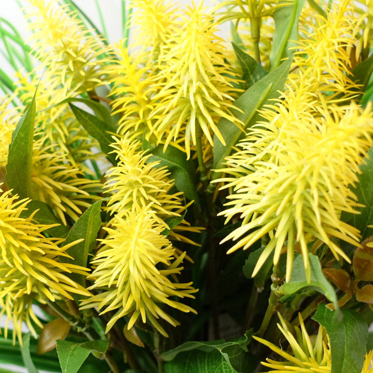 55cm Callistemon Pallidus Faux Bottle Brush Stem – image 6