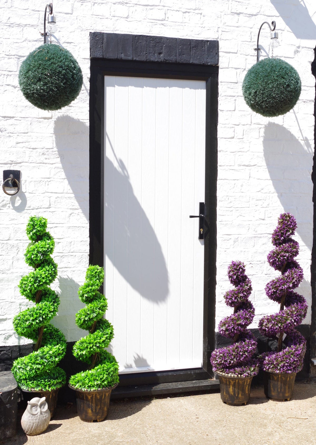 Artificial Green Large Leaf Spiral with Decorative Planter – image 15