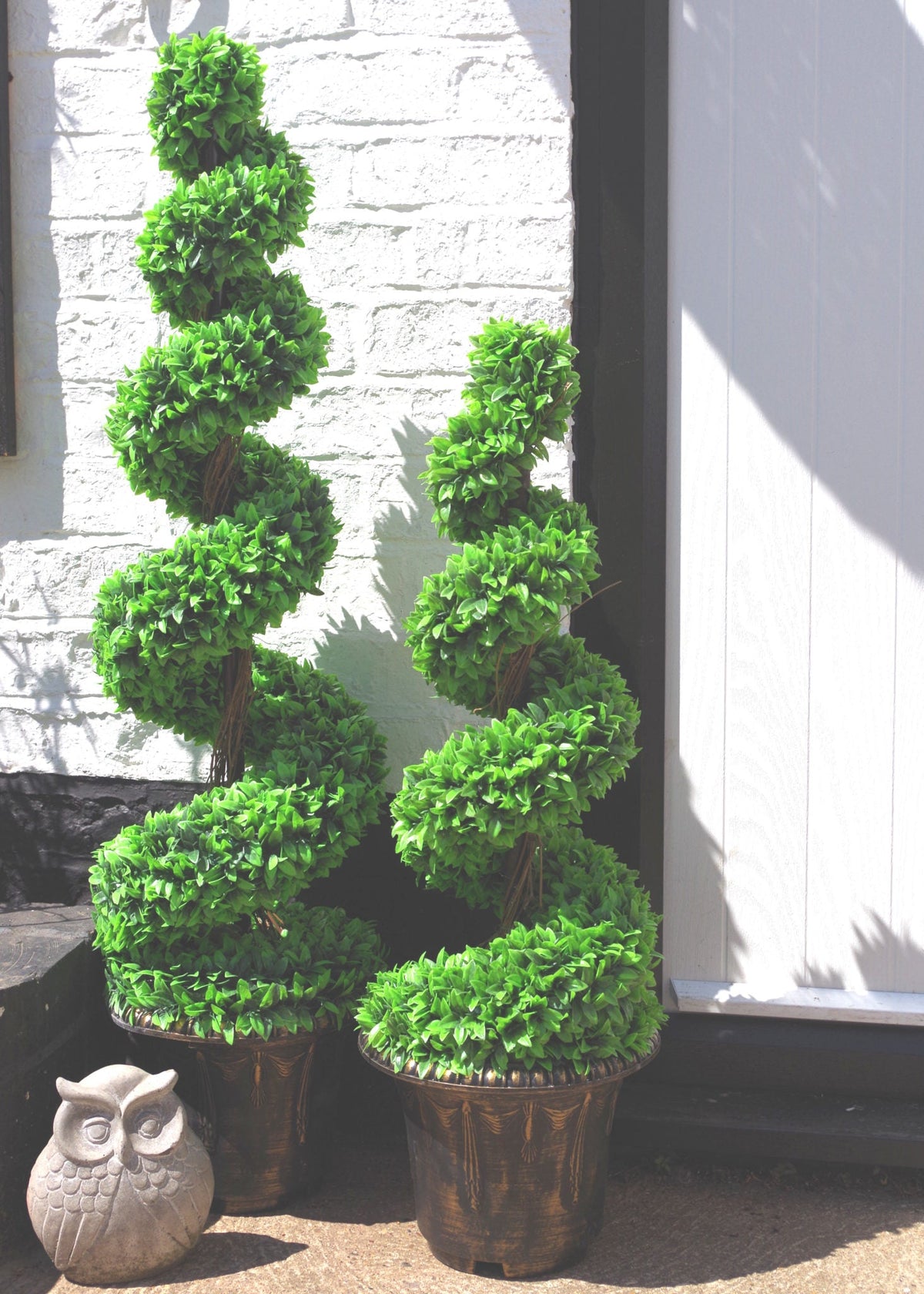Artificial Purple Large Leaf Spiral with Decorative Planter – image 10